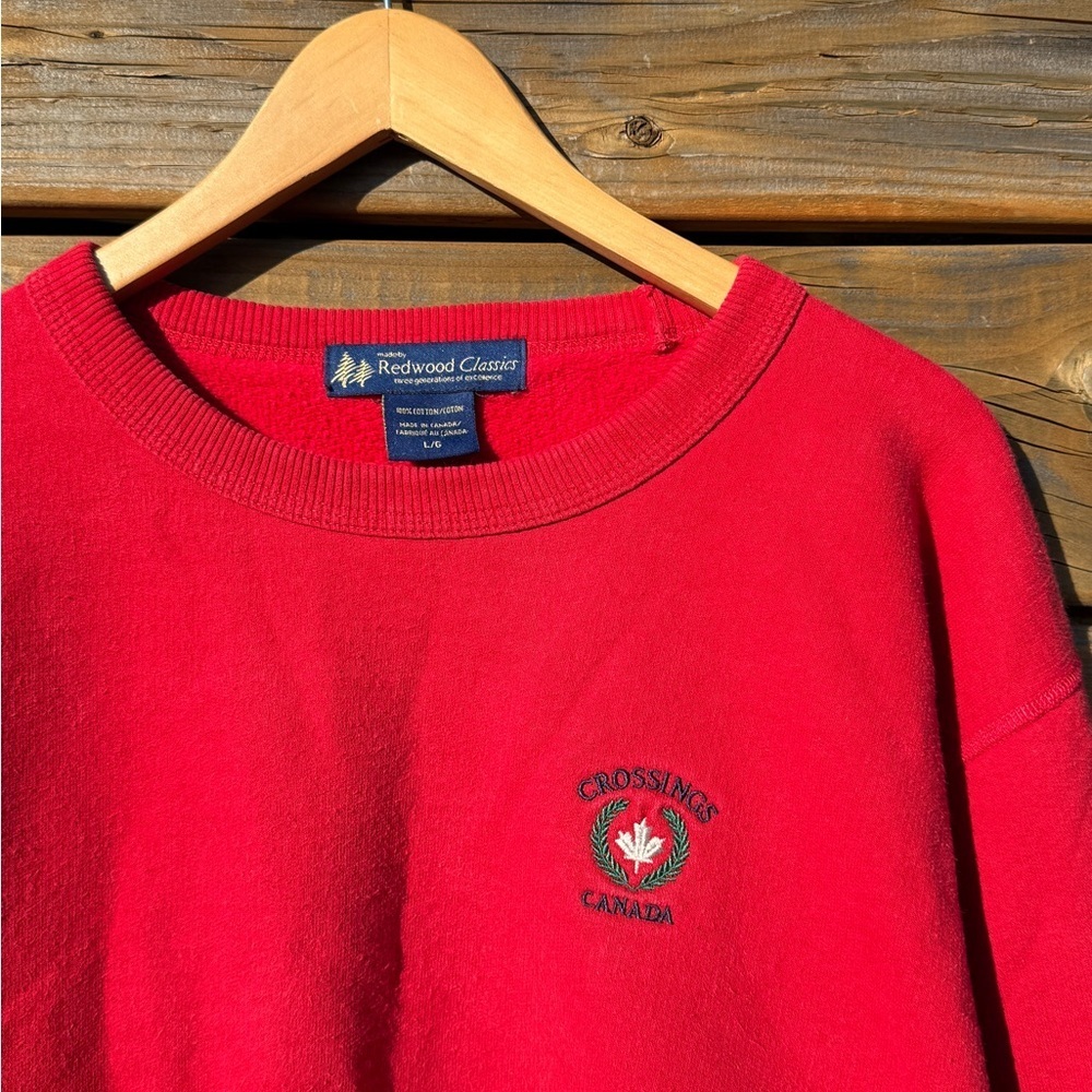 Vintage redwood classics / crossings Canada Classic Red Crewneck Sweater